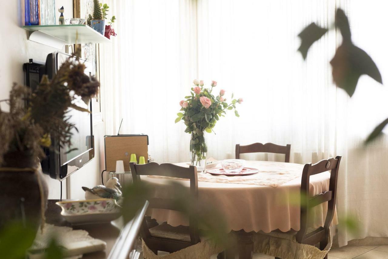 B&B Silvana Salerno Bagian luar foto