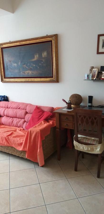 B&B Silvana Salerno Bagian luar foto
